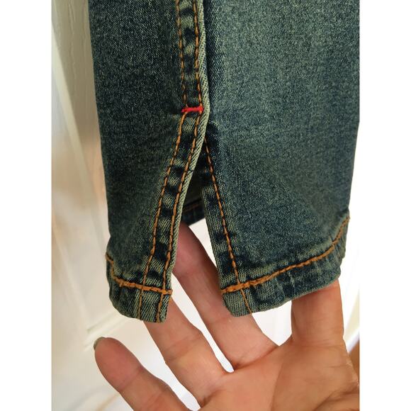 NWT Ecko Red Size 9 Bermuda Denim Capris 4 Pocket Indigo Classic Wash, - Picture 2 of 6